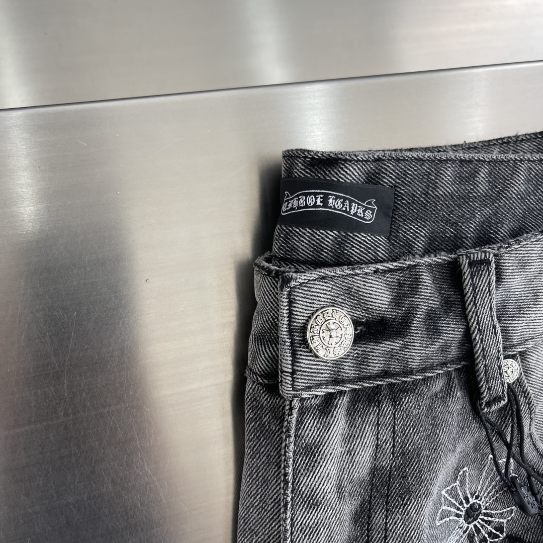 Chrome Hearts Cross Sanskrit Letter Embroidered Denim Shorts - Image 4