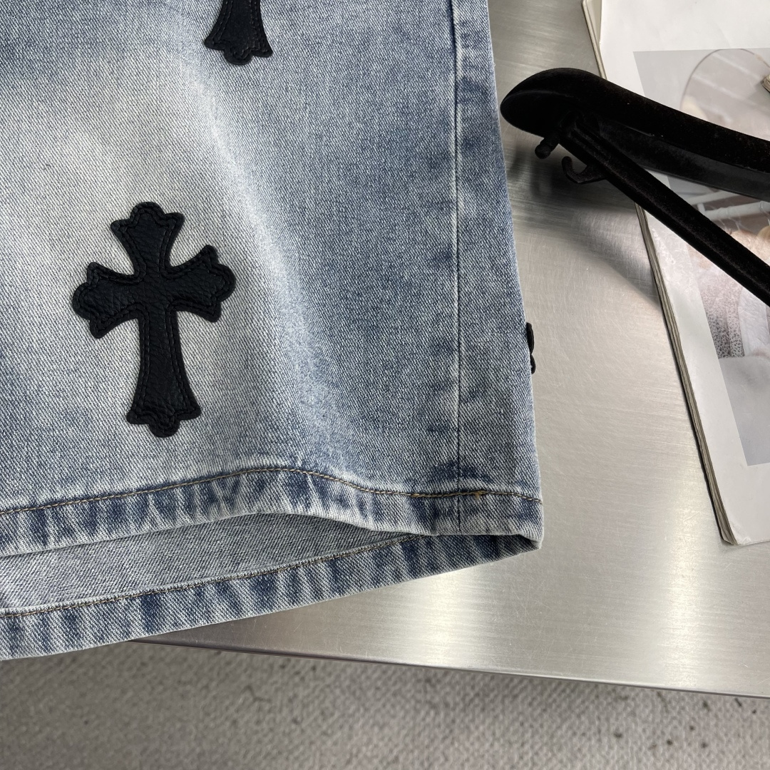 Chrome Hearts Heavy-Duty Cross-Logo Denim Shorts - Image 7