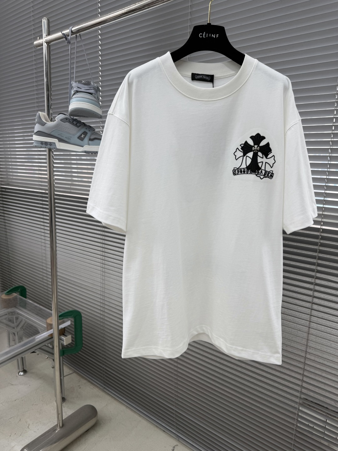 2026SS Heavy-Duty Washed Patch Embroidered Short-Sleeve Shirt - Image 3