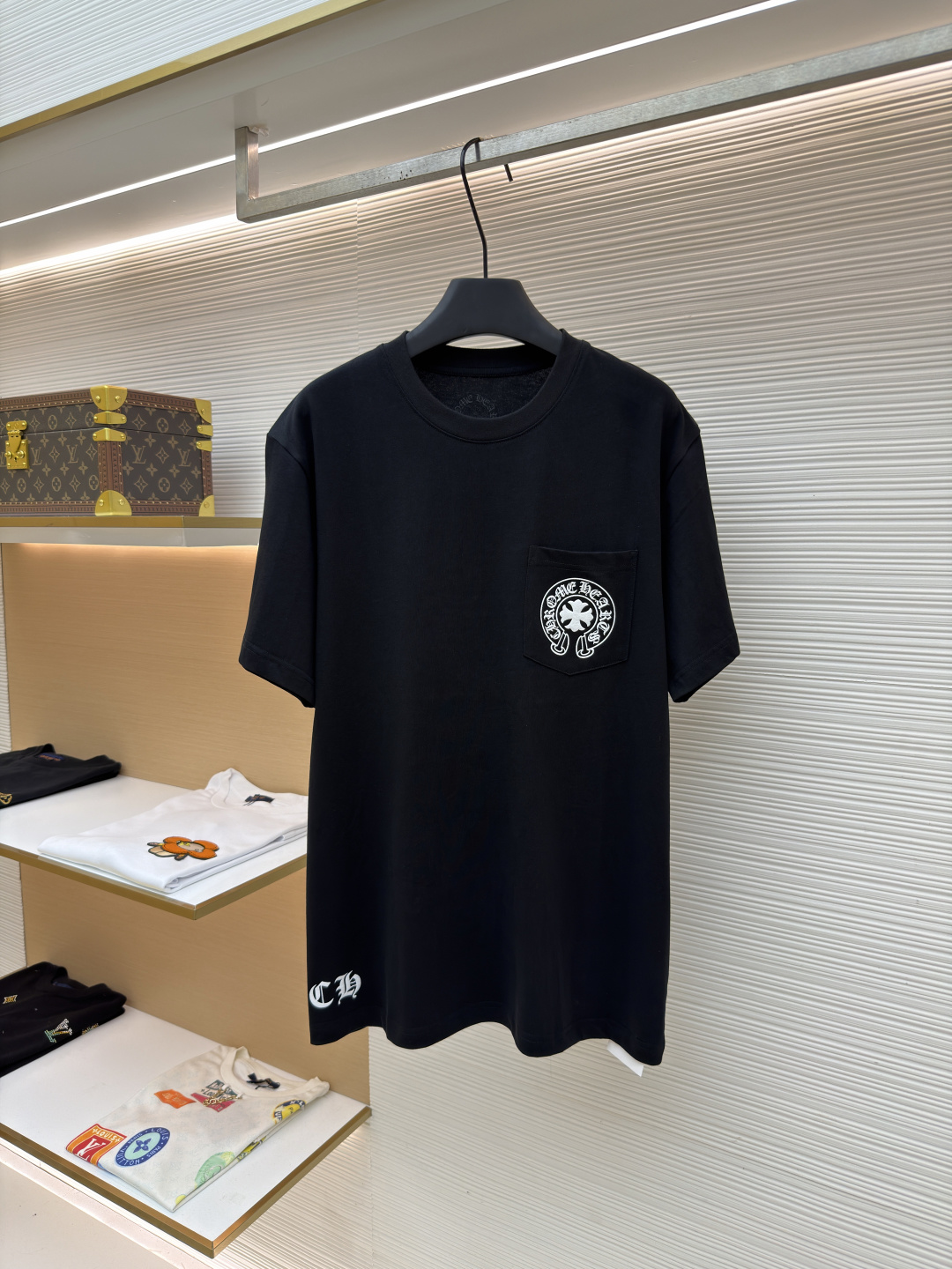 Tokyo-Exclusive Sanskrit Alphabet Print T-Shirt