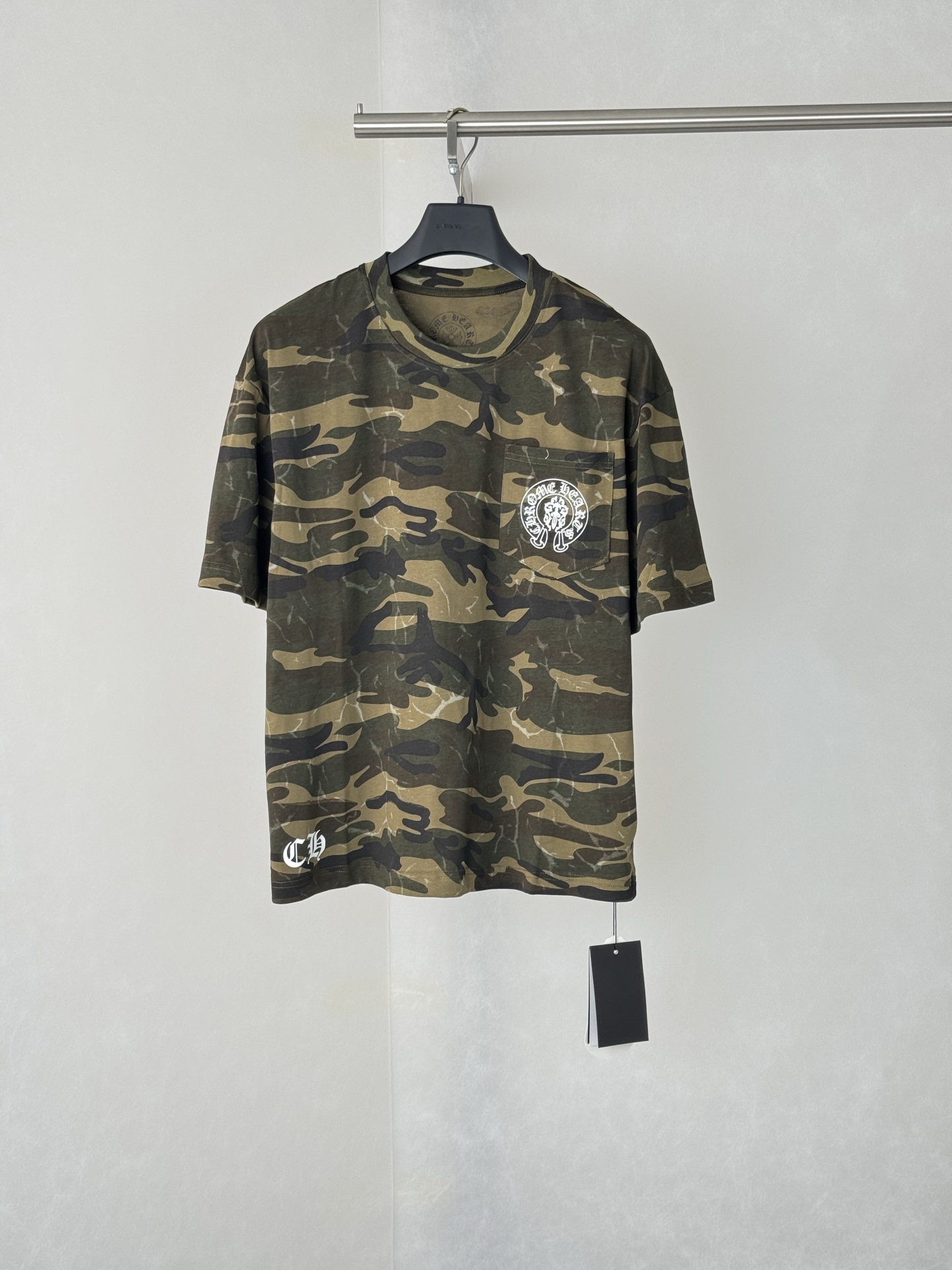 Chrome Hearts Camouflage U.S. Flag Horseshoe T-Shirt