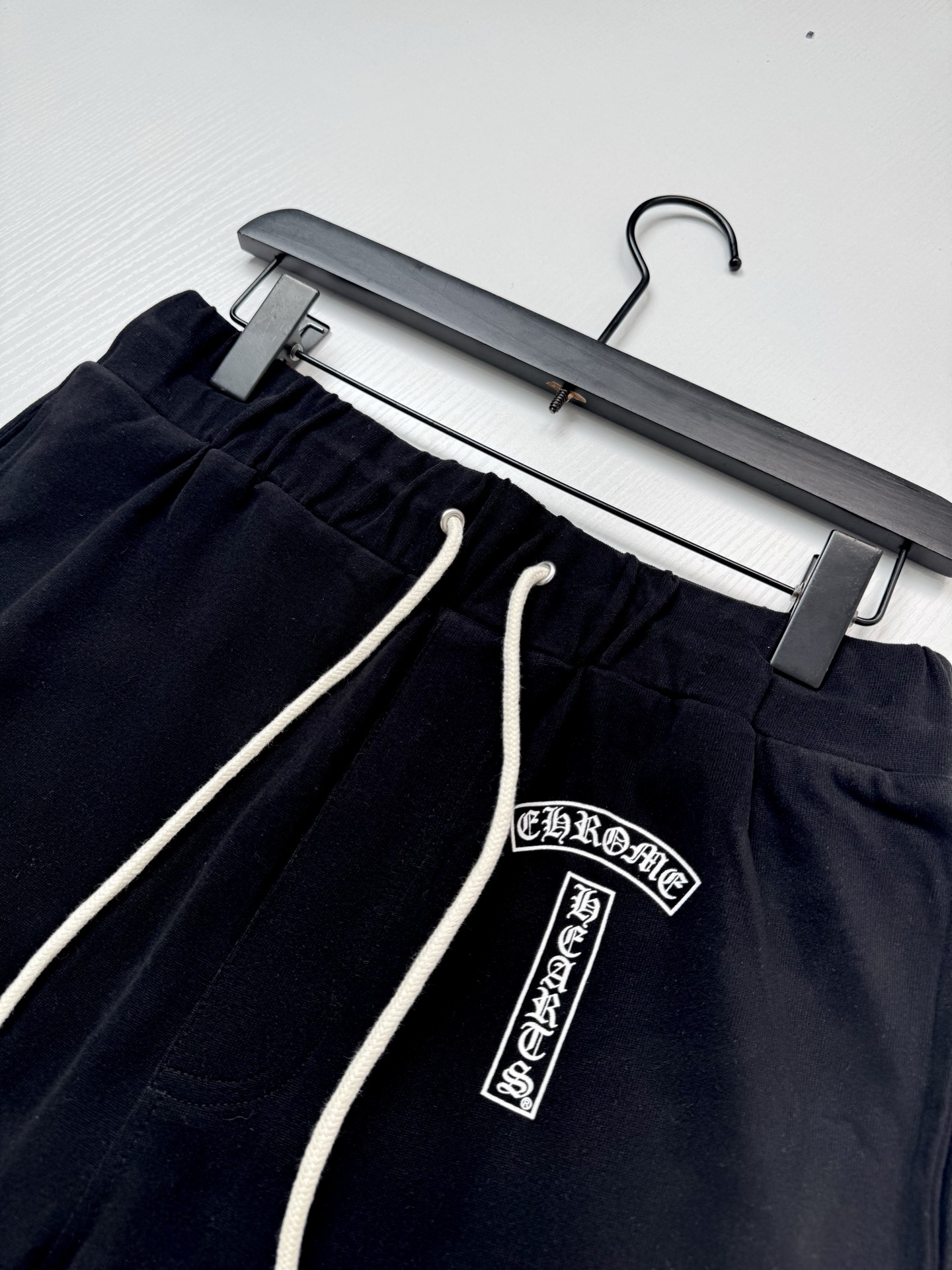 Chrome Hearts Vertical Stripe with Horseshoe Print Shorts - Image 5