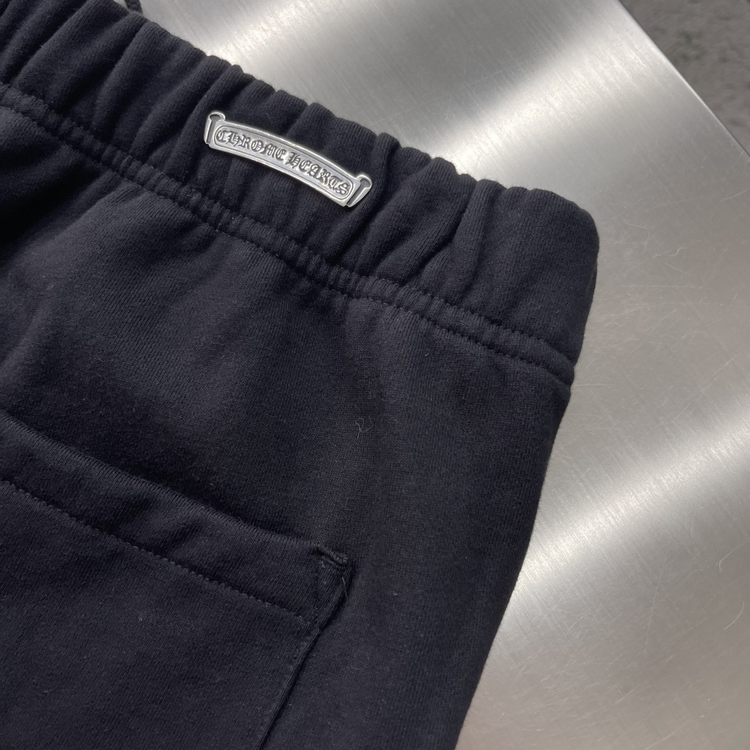 Chrome Hearts 26SS Three Cross Embroidered Shorts - Image 9