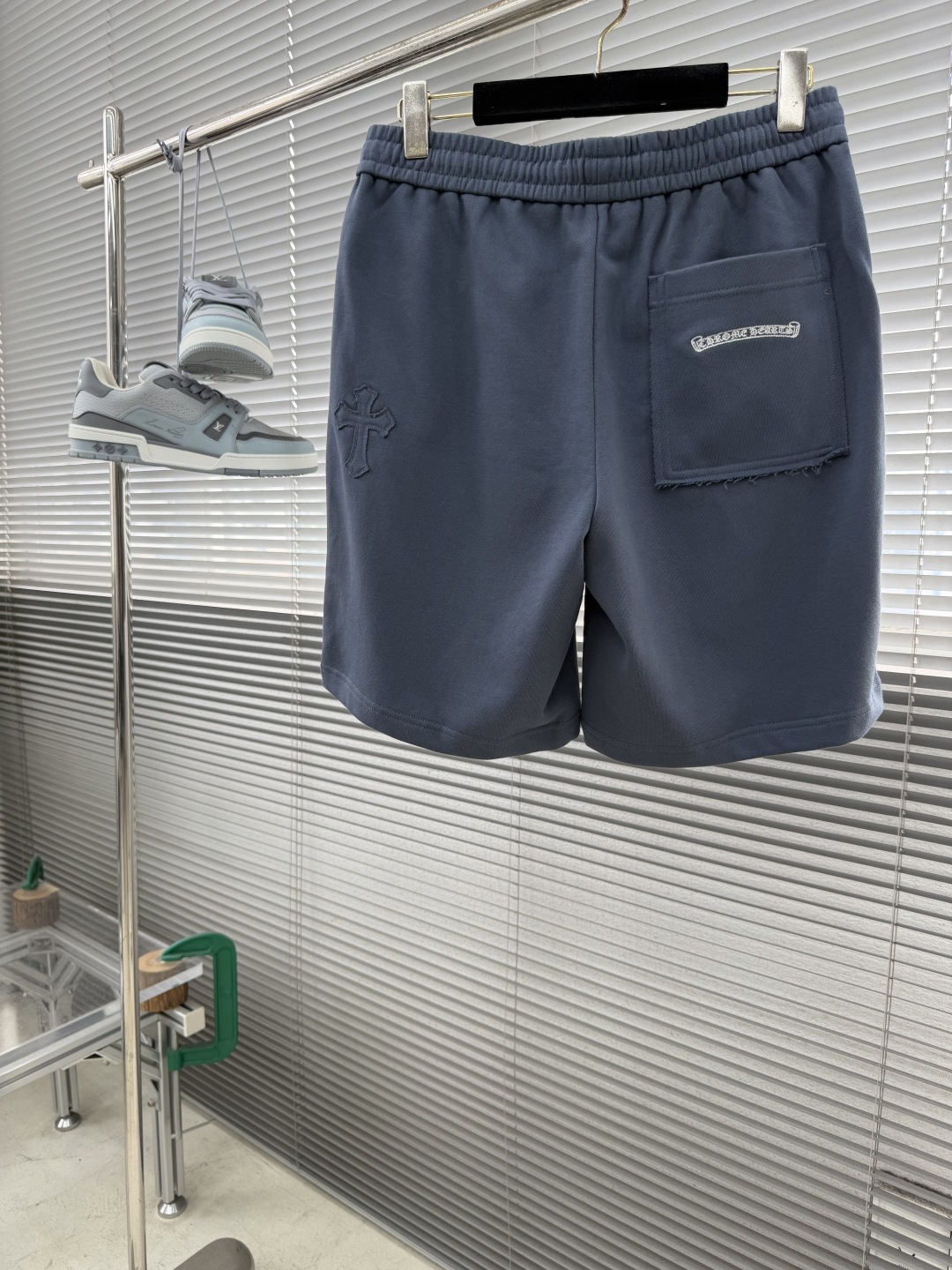 2026SS Custom-Woven “Air Layer” Casual Pants with Elastic Waistband Shorts - Image 6