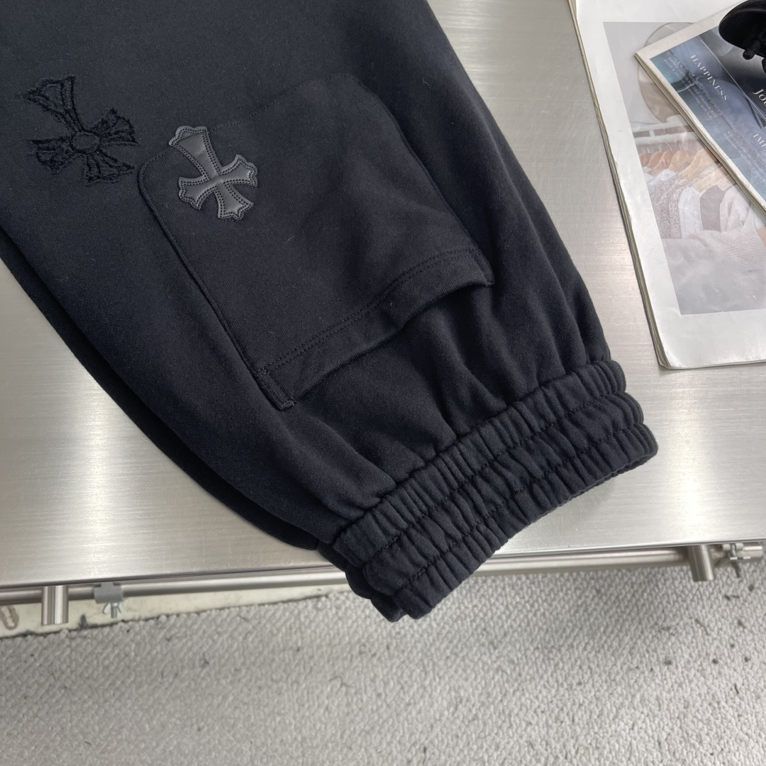 Chrome Hearts 2026 SS Classic Cross Leather Tag Shorts - Image 5