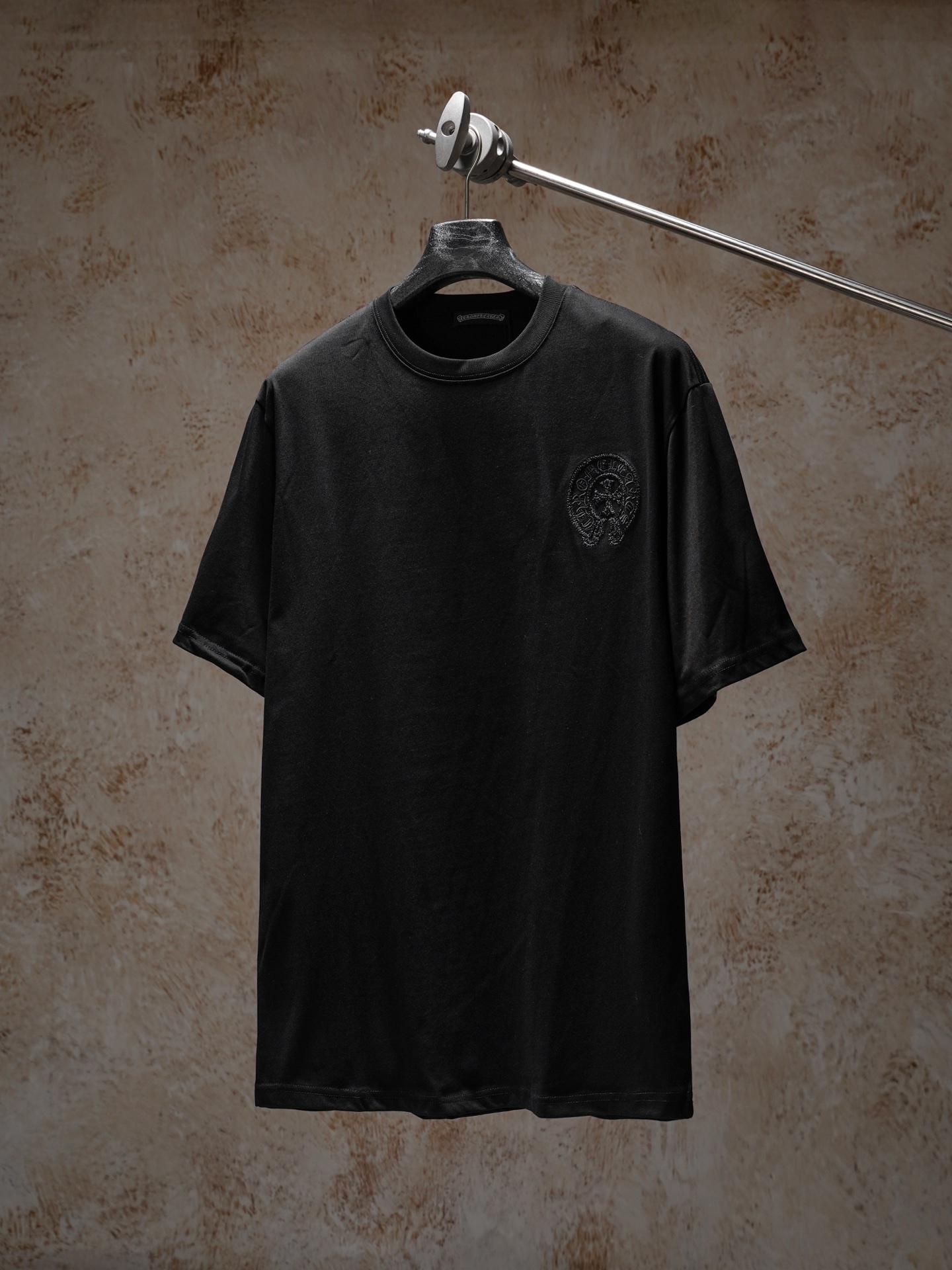 Chrome Hearts Front-and-Back Horseshoe Embroidered T-Shirt - Image 3