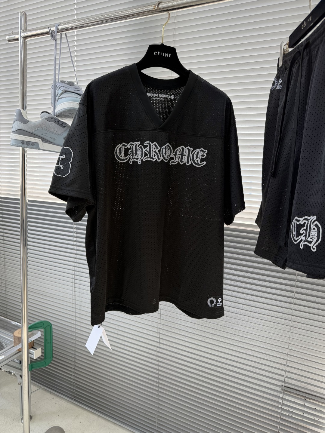 Silver-Plated Short-Sleeve T-Shirt from the Ice Hockey Apparel Collection - Image 2