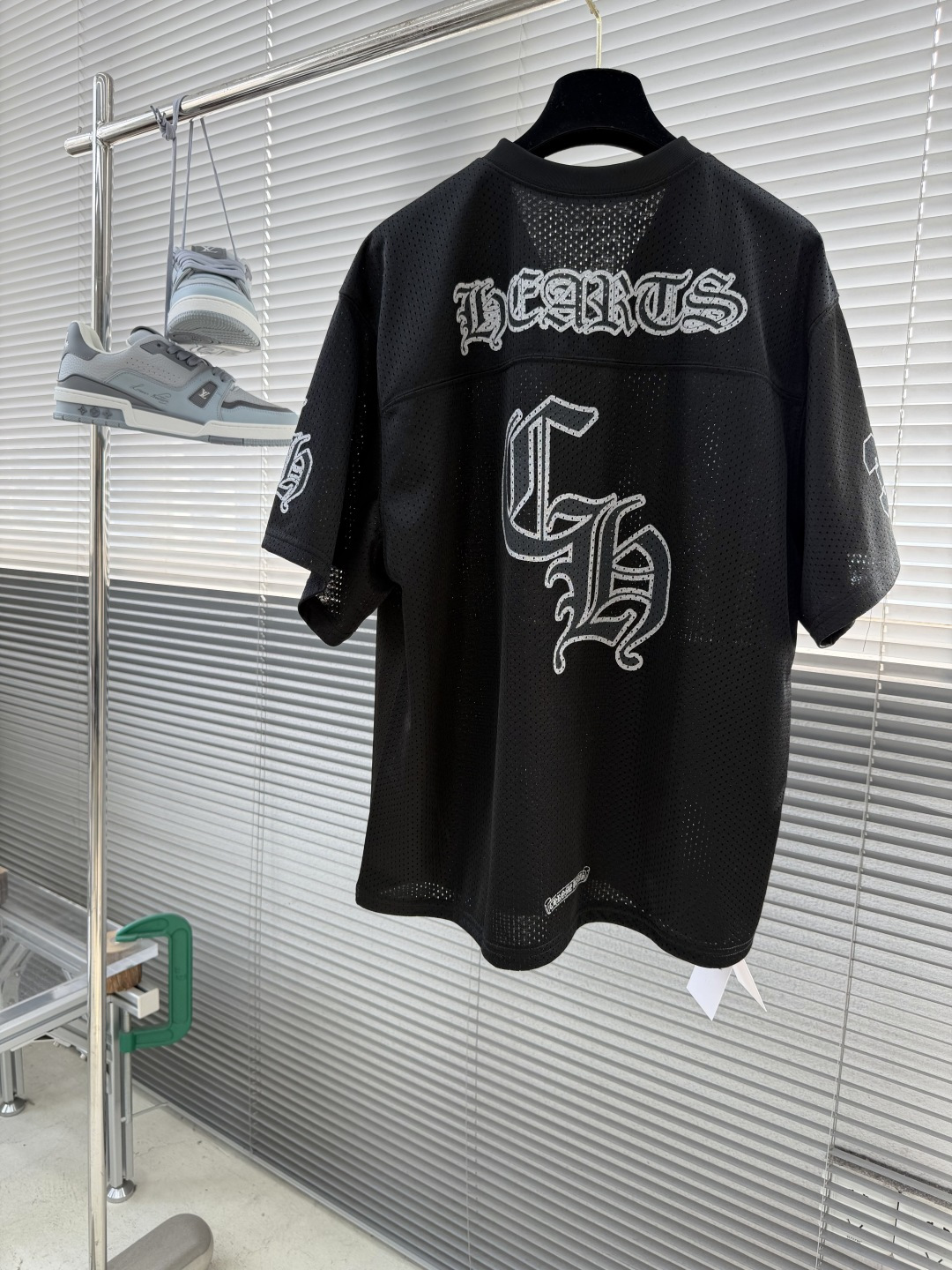 Silver-Plated Short-Sleeve T-Shirt from the Ice Hockey Apparel Collection - Image 3