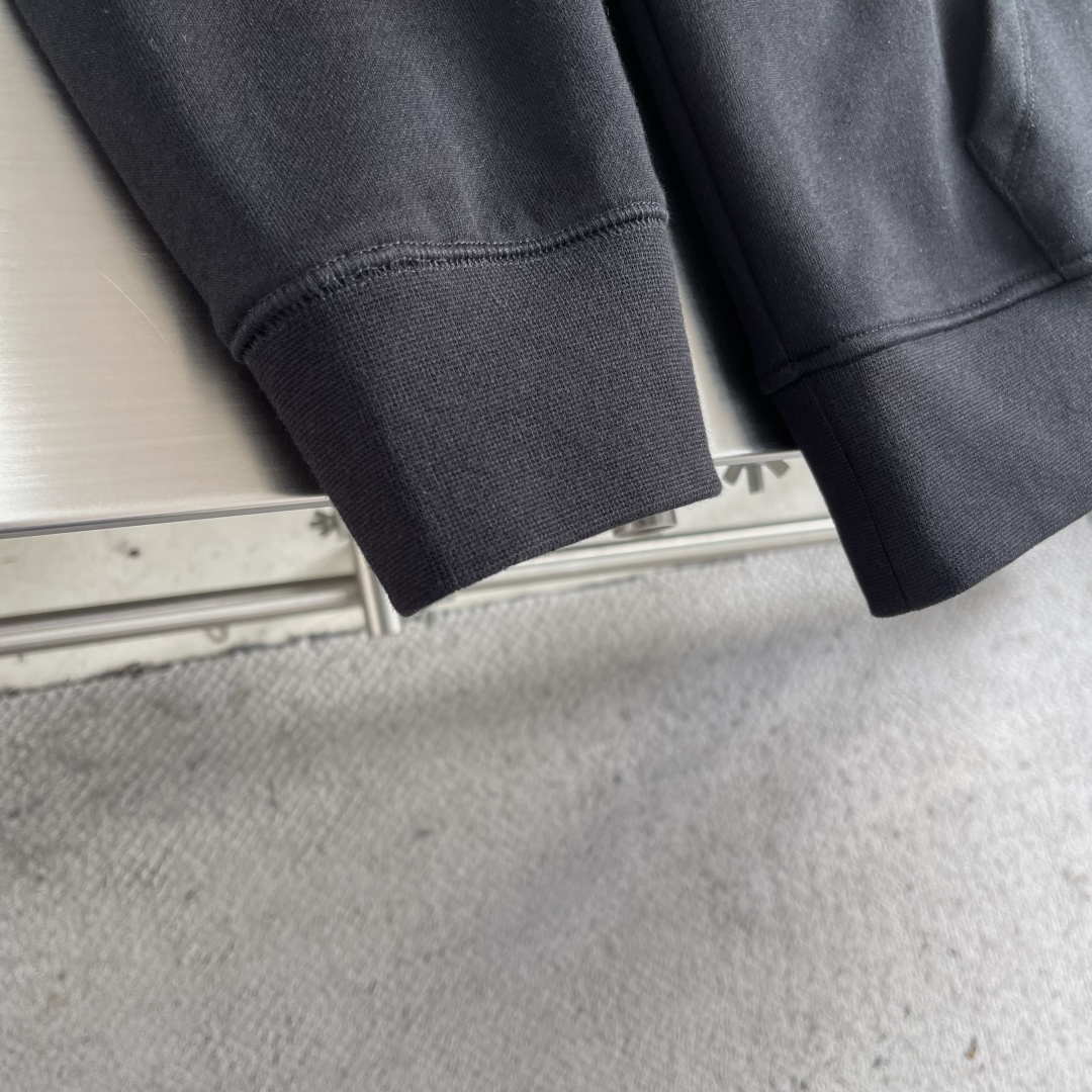 25FW Solid-Color Hooded Sweatshirt with Embroidered Letters - Image 4