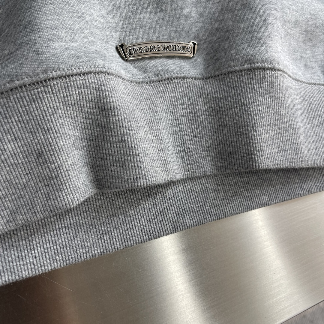 Round-Neck Fleece-Lined Sweatshirt with Leather Accents - Image 7