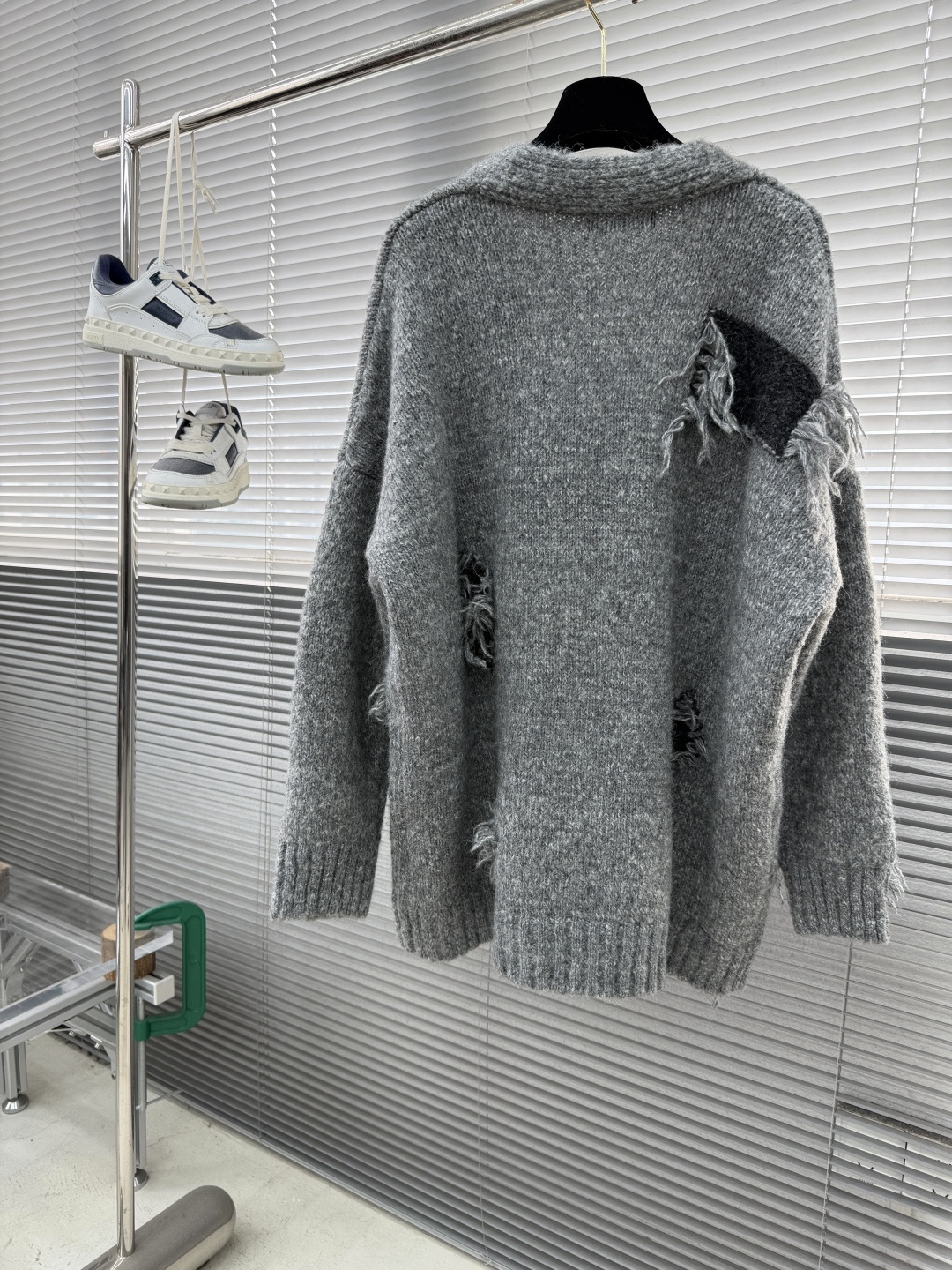 CH Fall/Winter Chunky-Knit Cardigan Designs - Image 4