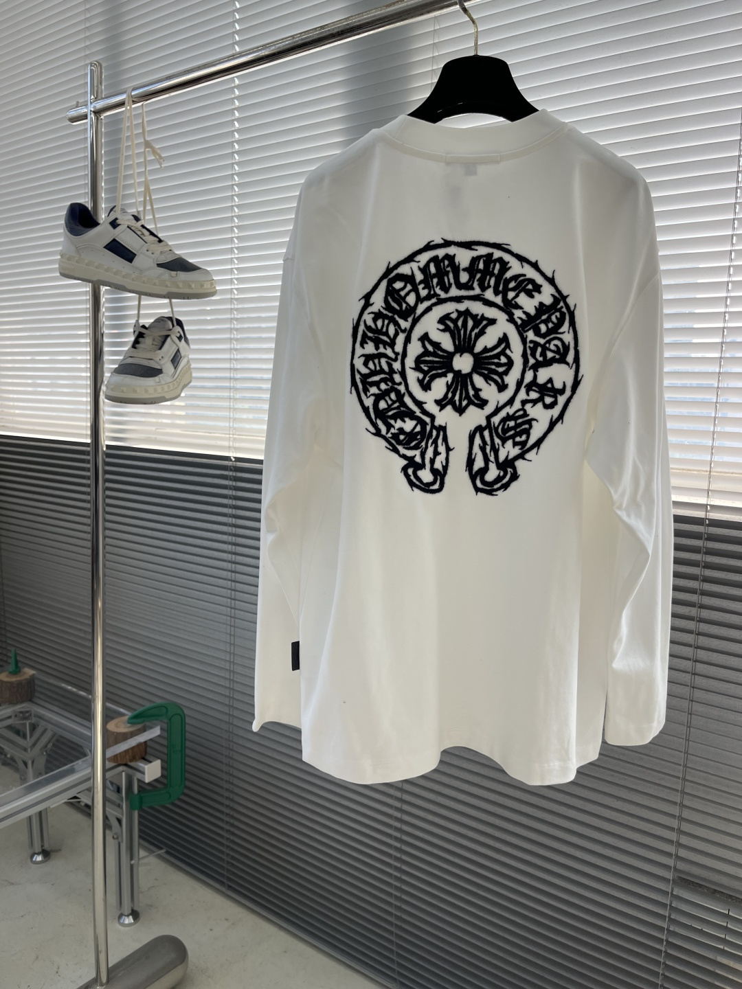 CH 2026FW Slightly Relaxed Fit Long-Sleeve T-Shirt - Image 2