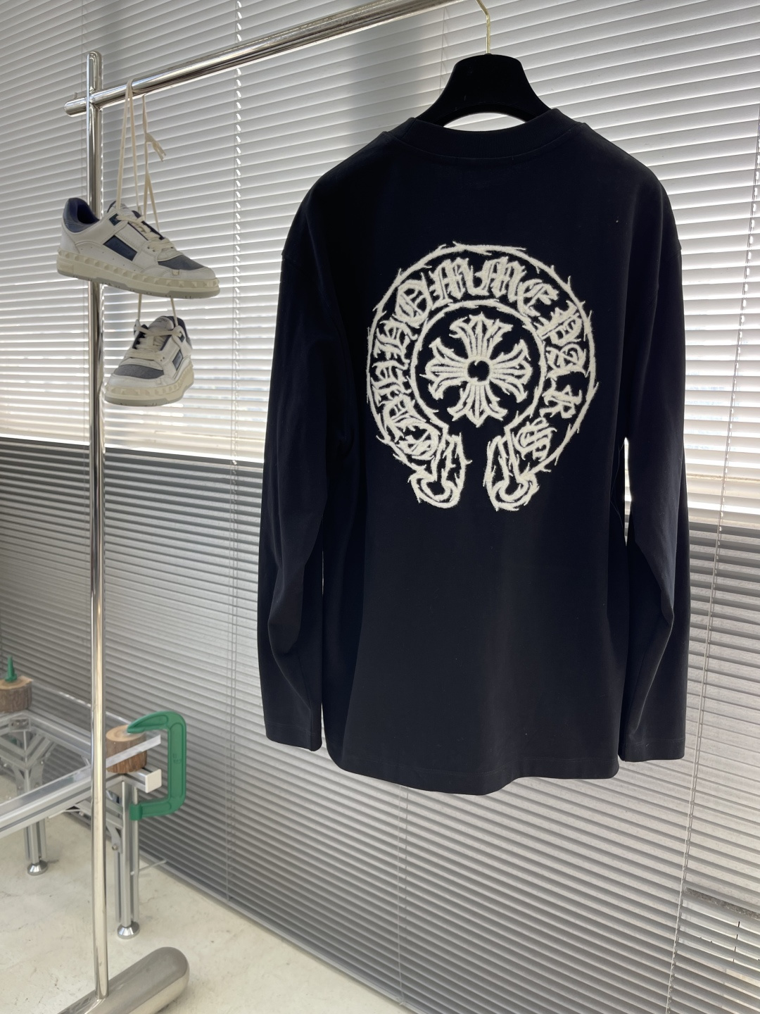 CH 2026FW Slightly Relaxed Fit Long-Sleeve T-Shirt - Image 4