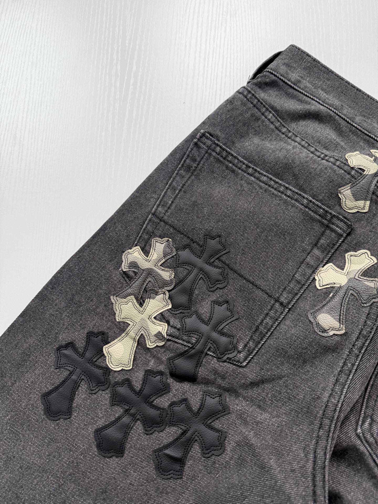 CH Black and Gray Washed Camouflage Patchwork Leather Cross-Design Jeans - Image 6